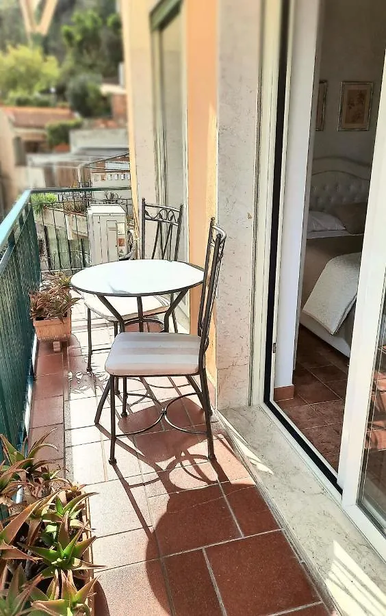 Alojamento de Acomodação e Pequeno-almoço B&B Greco Home Taormina
